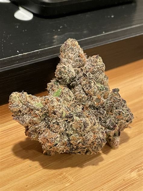 rose gold runtz strain